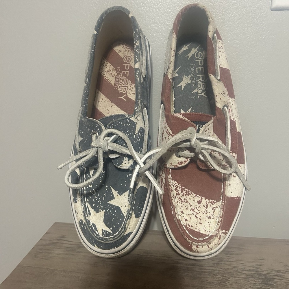 Sperry Men's USA Flag Red White and Blue size 8m Slides Topsider Shoes American